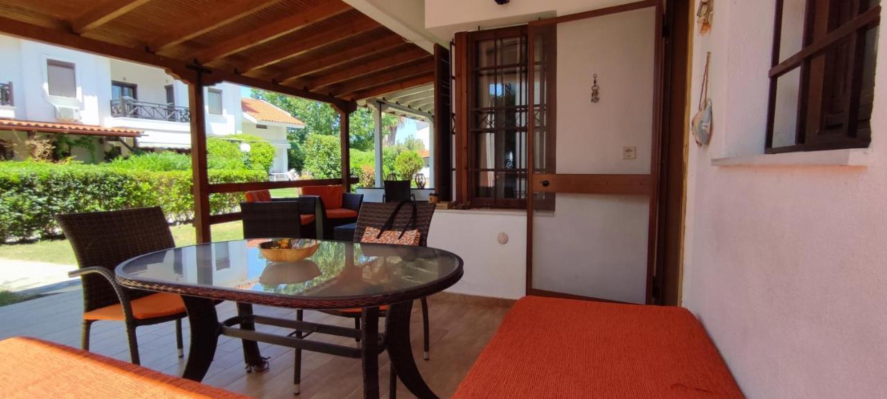 The Seaside Villas Nikiti  Exterior foto